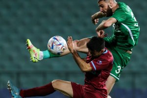 Напречен разрез на характеристиките на отборите в Първа лига по