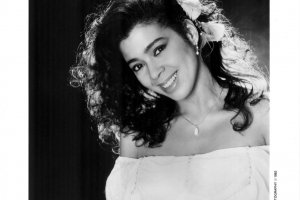 На 63 години почина певицата и актриса Айрин Кара спечелила