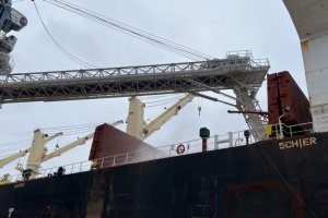 Руската страна умишлено забавя проверките на кораби с украинско зърно