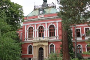 Общинският съвет в Кюстендил измисли любопитен начин да пести от