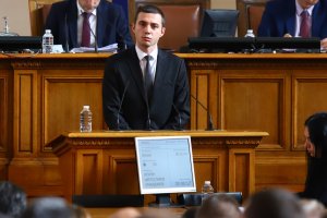 Както можеше да се очаква партиите започнаха да размислят и