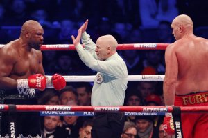 Шампионът на Световния боксов съвет WBC Тайсън Фюри отново призова
