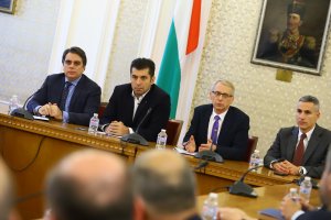 Вероятността за кабинет с втория мандат не е висока но