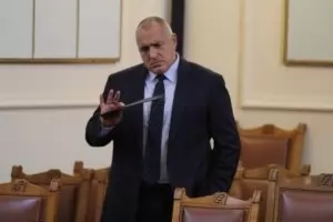 Защитата на Борисов пробва да смени съдията по делото му срещу Петков