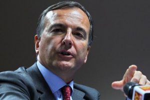 Бившият външен министър на Италия Франко Фратини е починал на