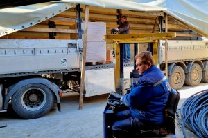 137 генератори потеглиха с два камиона от Пловдив към Одеса