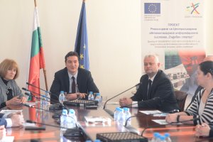 Всеки гражданин може да заяви и да получи по електронен