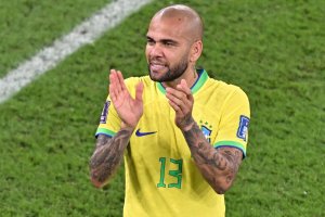 Най титулуваният футболист в историята Даниел Дани Алвеш да Силва