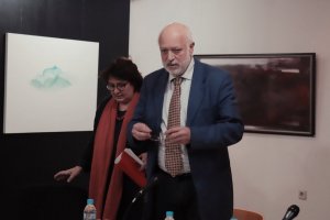 Доколкото знам Инфлуенсър БГ  е пиар фирма Защо на пиара му е