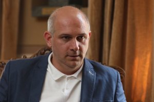 Под нивото ми е да коментирам този случай вече Извинявайте