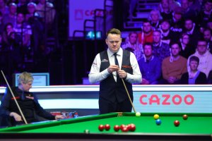 Защитаващият титлата си Нийл Робъртсън загуби още първия си мач