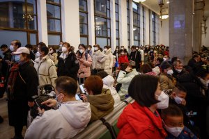 60 000 китайци са починали от COVID-19 само за пет седмици