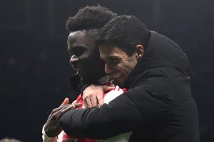 Арсенал изглежда като фаворит за спечелване на Премиър лийг в