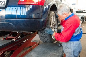Дребни наглед грешки могат сериозно да увредят автомобила при ремонт