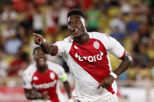 В четвъртък Челси обяви привличането на нов футболист който да