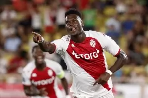 Договор за 7,5 г. с "Челси"? Това не е рекорд