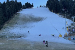 Зимните ни курорти Банско и Боровец и тази година се сблъскват