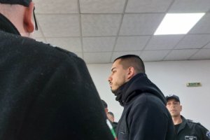 Полицаят Денислав Борислав остава в ареста реши Пловдивският районен съд Преди дни