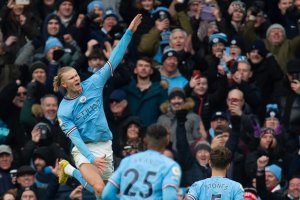 Норвежецът Ерлинг Холанд продължава да пише история с фантастичния си