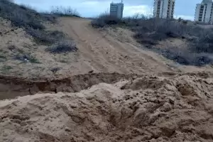 Душманите на дюните в Несебър се оказаха на държавна заплата 