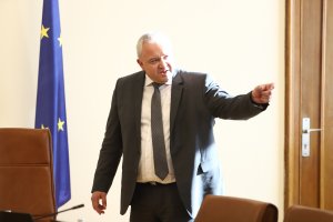 Главният прокурор Иван Гешев и служебният вътрешен министър Иван Демерджиев