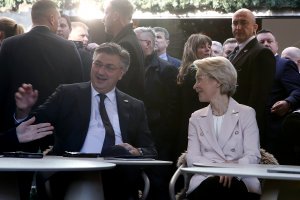 Хърватските банки докладват успешно преминаване към еврото