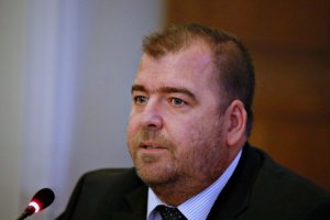 Специализирано държавно дружество ще поеме дезинфекцията на камионите и автомобилите