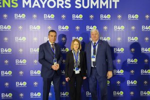 Бушон цирк цинизъм с такива думи опонентите на ГЕРБ