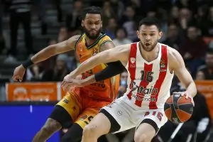 Везенков и сие запазиха върха със 7-а поредна победа