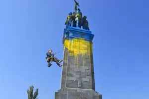 И ГЕРБ с референдум - какво да се прави с паметника на съветската армия?