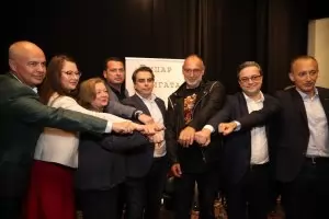 Що за "Рицар на книгата" е Костадин Костадинов?
