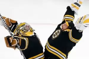 "Бостън" счупи 27-годишния рекорд по победи в НХЛ