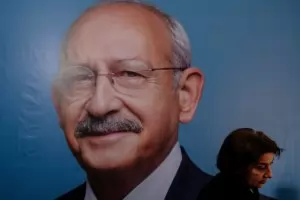 8 от 10 проучвания дават преднина 
на съперника на Ердоган