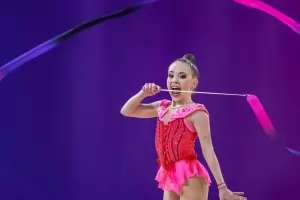 Новото "златно момиче" в художествената гимнастика спечели титла в Баку