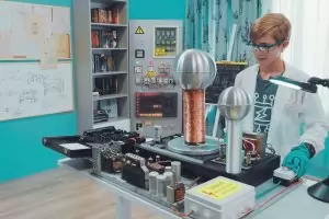 Приятелството побеждава науката в "Случаят Тесла"