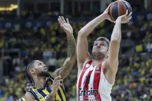 "Олимпиакос" отново е по-близо до Топ 4