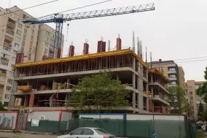 Жители на "Люлин" са потресени от нов строеж