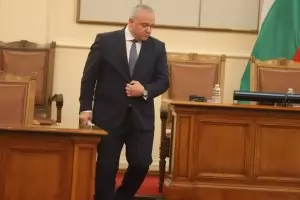 Демерджиев: Прокуратурата държи на трупчета поне 100 знакови дела