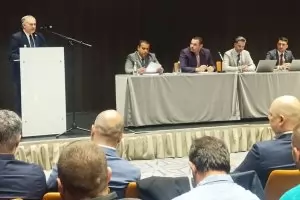 Иван Иванов остана треньор на националите по щанги 