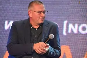 Господинов: Романът е предупреждение колко лесно се връщат диктатури