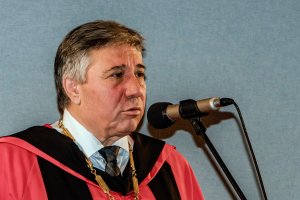 Комисията по академична етика КАЕ към министерството на образованието е