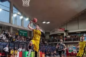 Националният отбор чака решението на Везенков за НБА