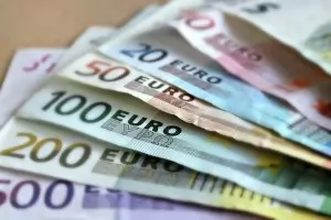 Германия се готви да увеличи минималната заплата