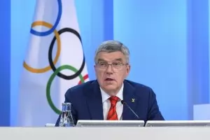 МОК ще вземе решение за Русия и Беларус чак през октомври