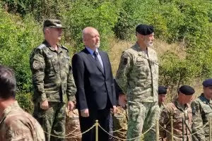 Тагарев: Стриктно спазваме конвенцията от Монтрьо