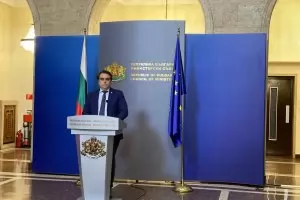 Асен Василев отряза МВР за увеличение на заплатите