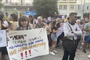 Новата експертиза за Дебора най-сетне "видя" средна телесна повреда