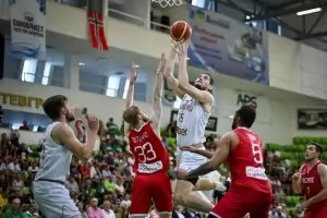 България разгроми Норвегия и отвори вратата към Евробаскет 2025