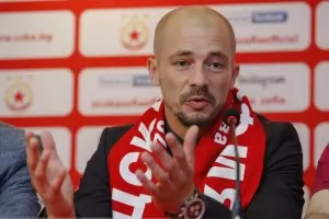 "ЦСКА-София" върна за треньор Нестор Ел Маестро