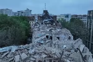 Десет души загинаха от руски ракетни удари по Лвов